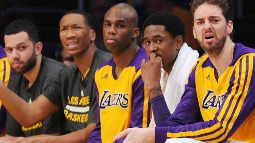 Los Lakers encajan la peor derrota de su historia (94-142)