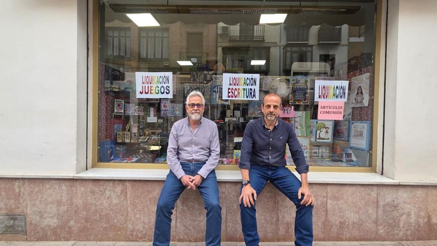 La librería San Agustín de Antequera cierra sus puertas tras 68 años de historia