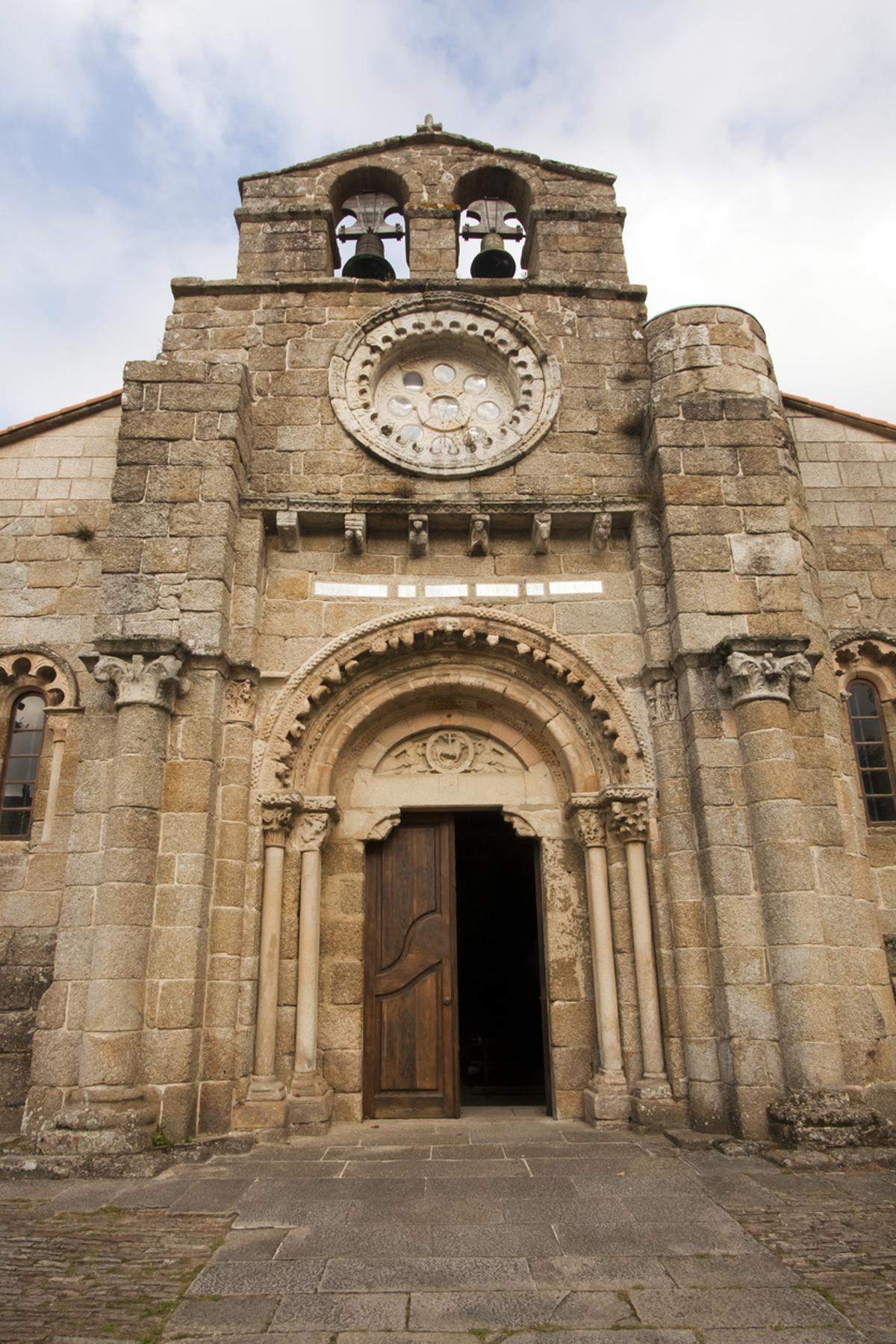 Iglesia del monasterio de Santa María de Cambre, provincia de A Coruña, Galicia
