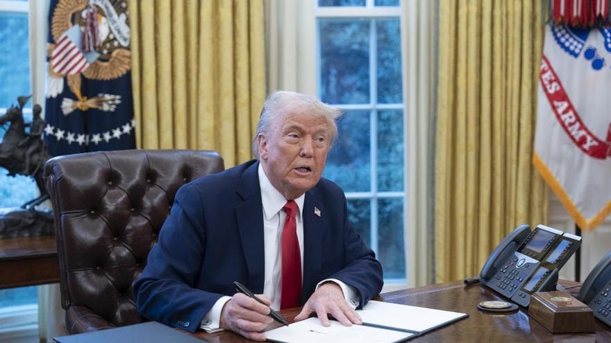 Donald Trump: &quot;El FBI es una institución muy corrupta y yo una víctima de ella&quot;