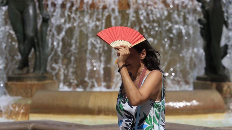 Las altas temperaturas cuatriplican los sofocos en mujeres con menopausia