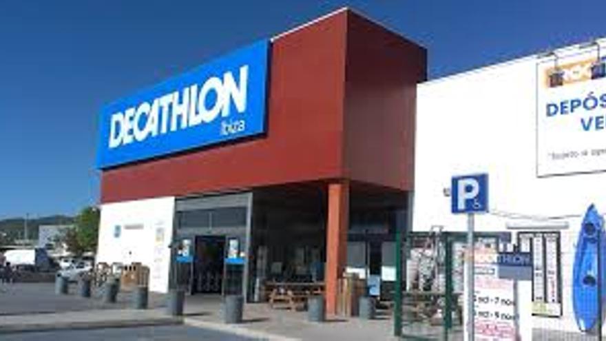 Llegan a Decathlon las botas de mujer impermeables ideales para llevar con vaqueros este invierno