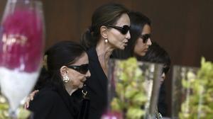 Nombroses personalitats han fet costat a la família de Miguel Boyer.