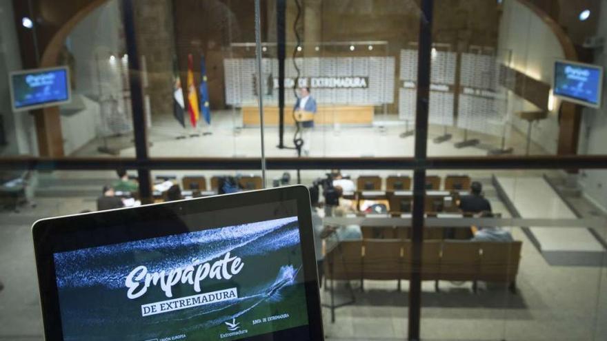 Extremadura anima al turista a &quot;empaparse&quot; de su potencial en agua dulce