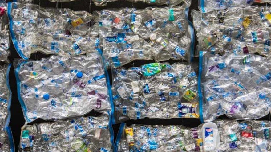 Cabildo and Ecoembes distribute 3,000 selective collection containers in 2021
