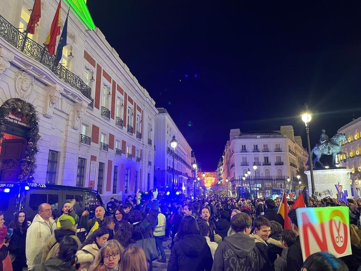 Los primeros manifestantes llegan a Sol