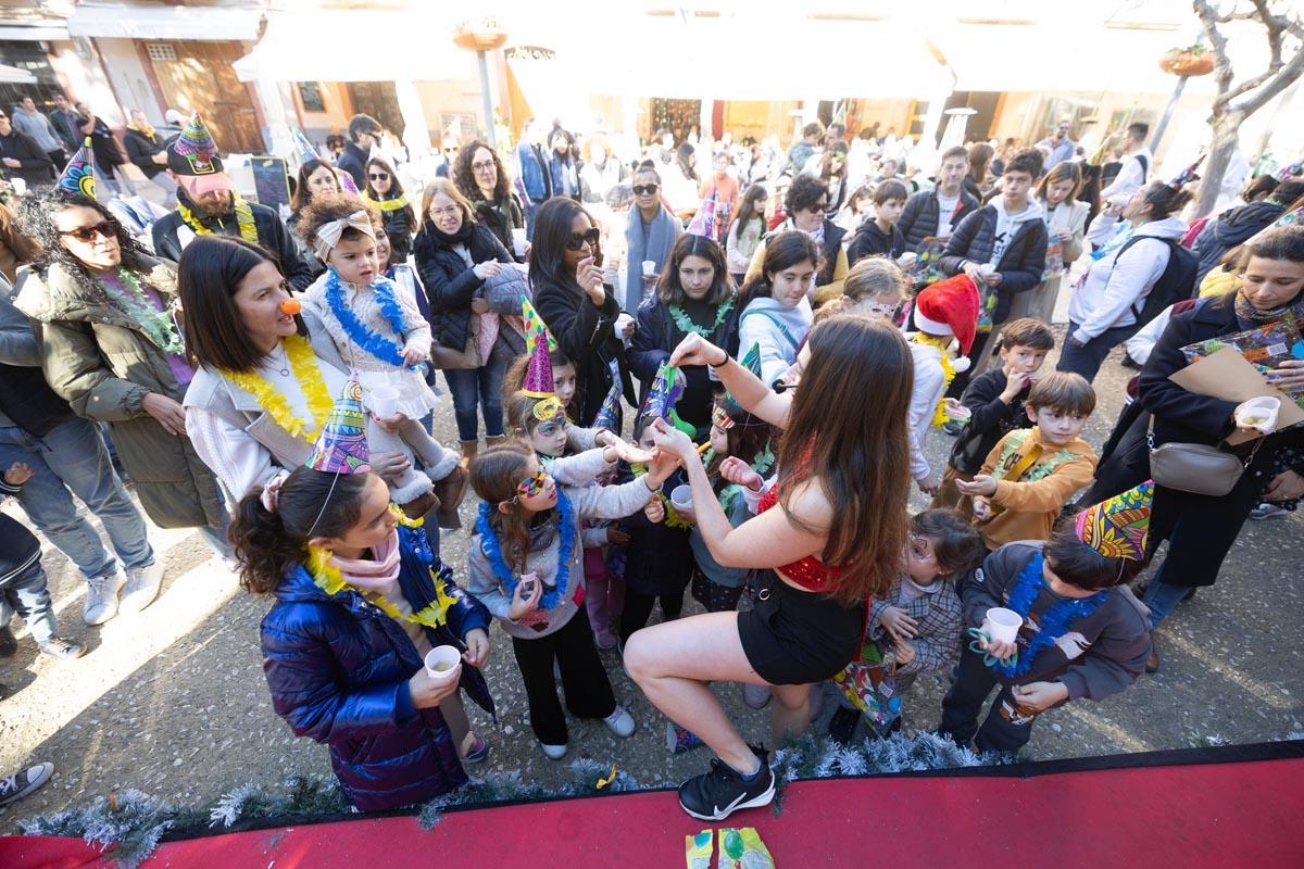 Así han celebrado las 'preuvas' en la plaza del Parque de Ibiza