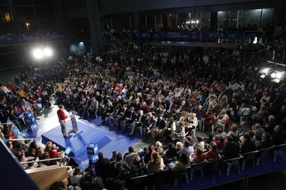 Rajoy compartió escena con Feijóo y otros líderes del PP en el Mar de Vigo