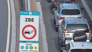 Sis ciutats metropolitanes ja comencen a sancionar