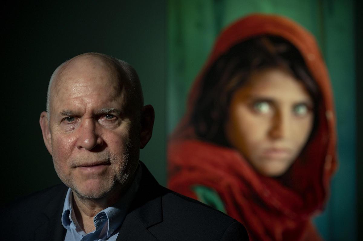 Exposición del fotógrafo Steve McCurry en el Palau Martorell de Barcelona