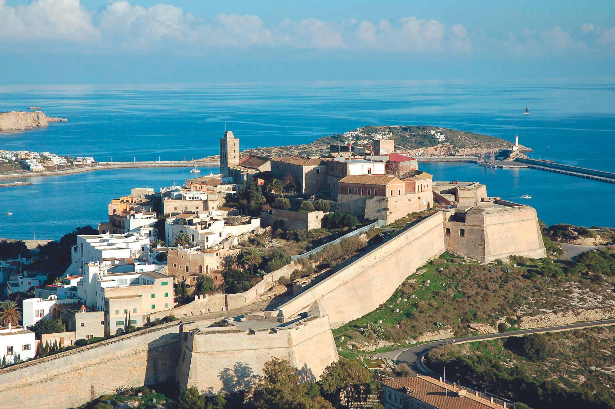 Dalt Vila.