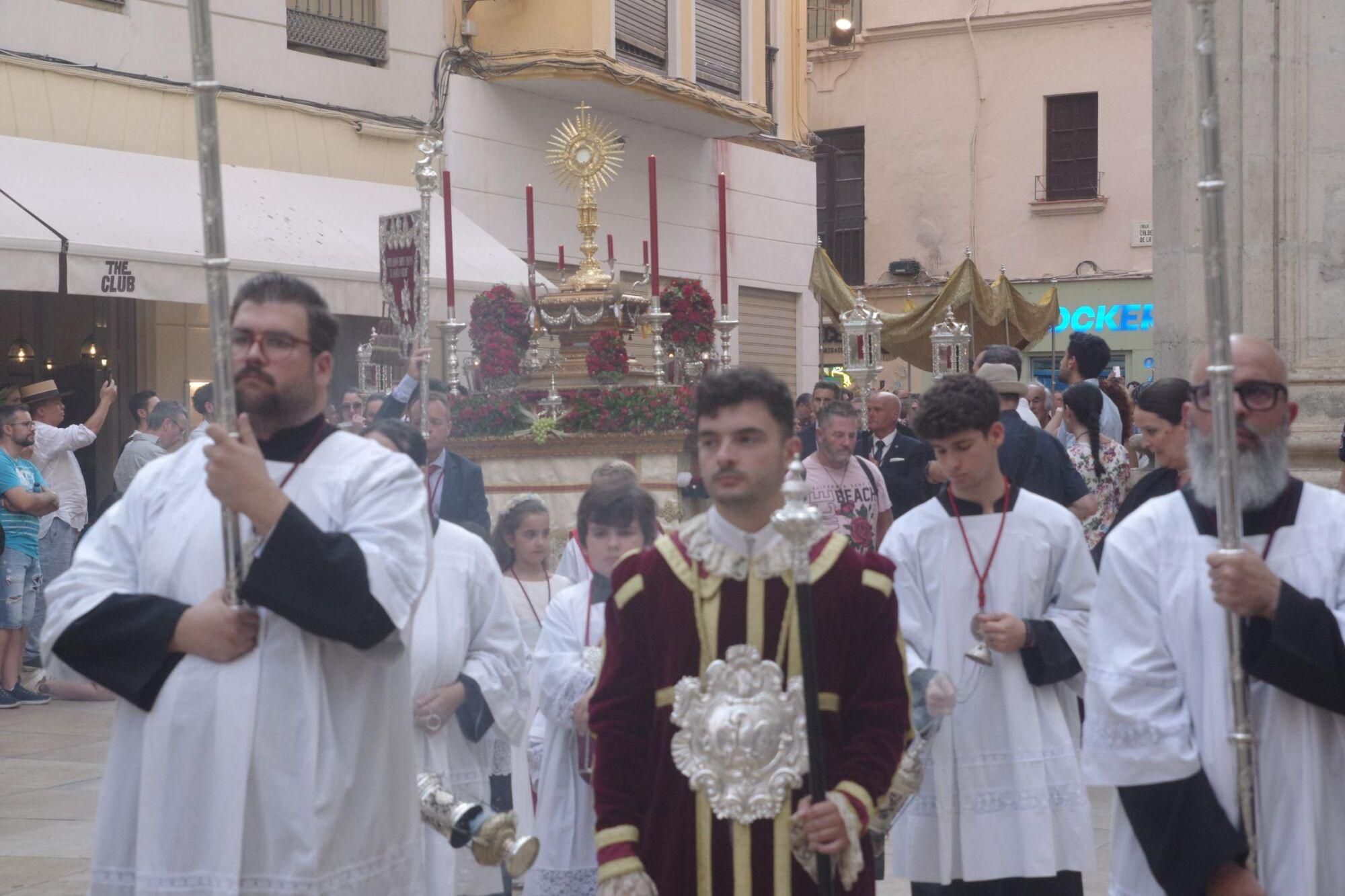 La archicofradía de los Dolores de la Parroquia de San Juan celebra, un año más, en la semana posterior a la Solemnidad del Corpus Christi, su Procesión de Minerva con Jesús Sacramentado