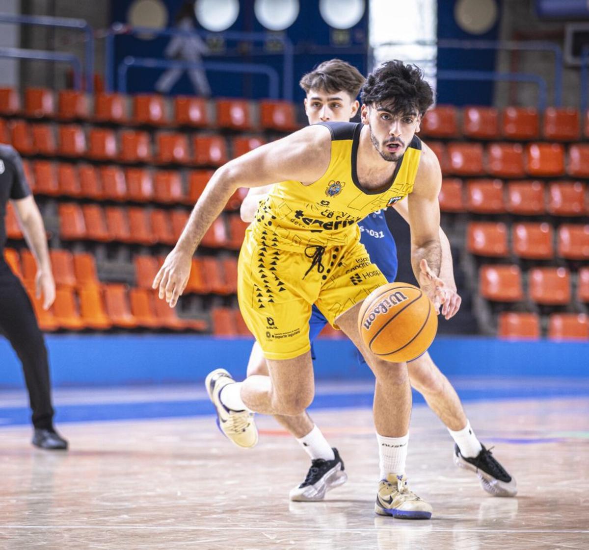 Xabi López, durante el partido.