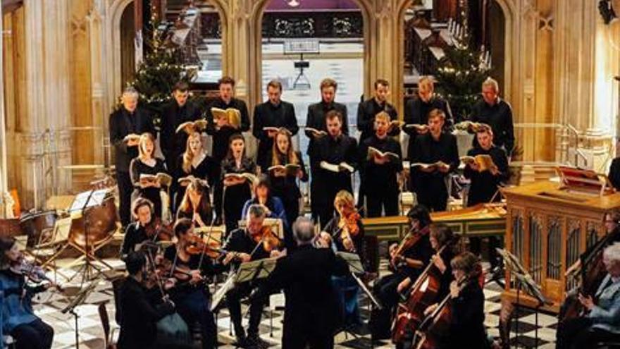 La Orqueta y Voces de la Universidad de Oxford.