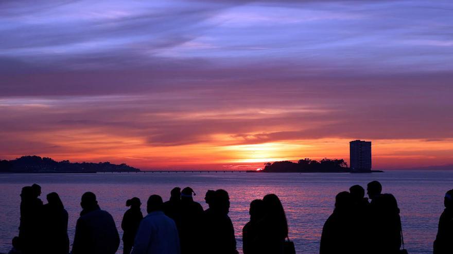 Atardecer en el playa de Samil en Vigo // J. Lores