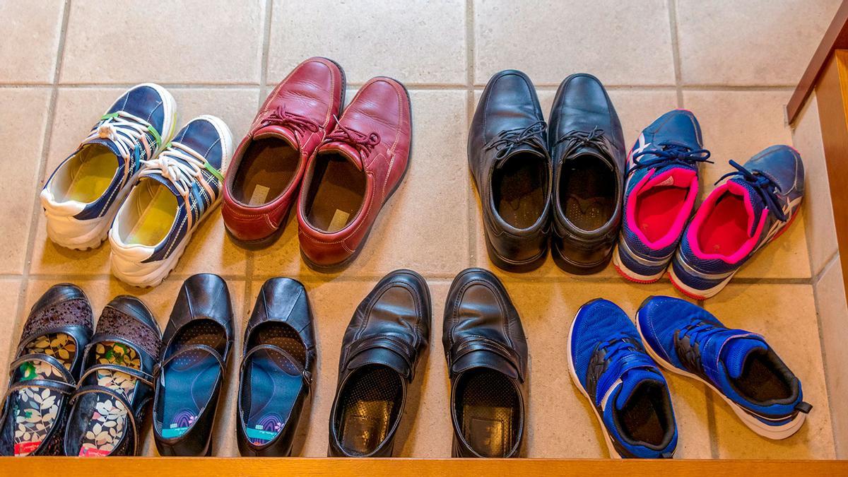 Lidl arrasa con el zapatero para la entrada en vertical: lo más vendido