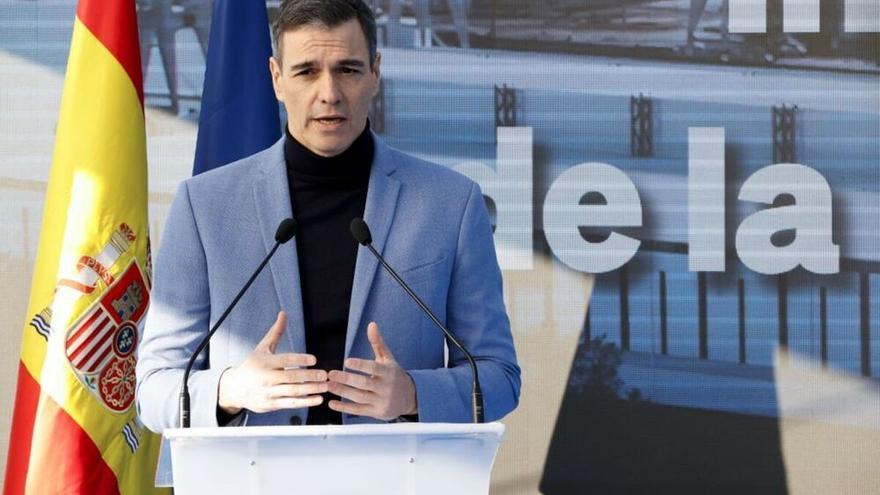 Sánchez visita las instalaciones del astillero de Navantia en Ferrol