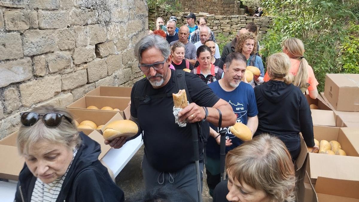 Aplec del Panellet a Sant Pere de Vallhonesta