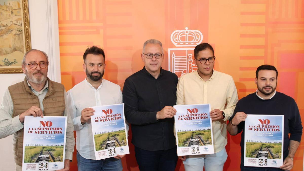 TREN FERROCARRIL | La reclamación del AVE de Zamora, como en «Fuenteovejuna, todos a una»