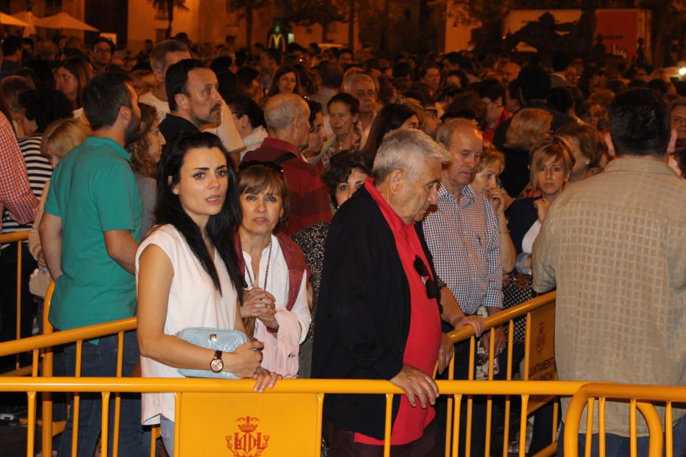 Noche del Besamano de la Virgen