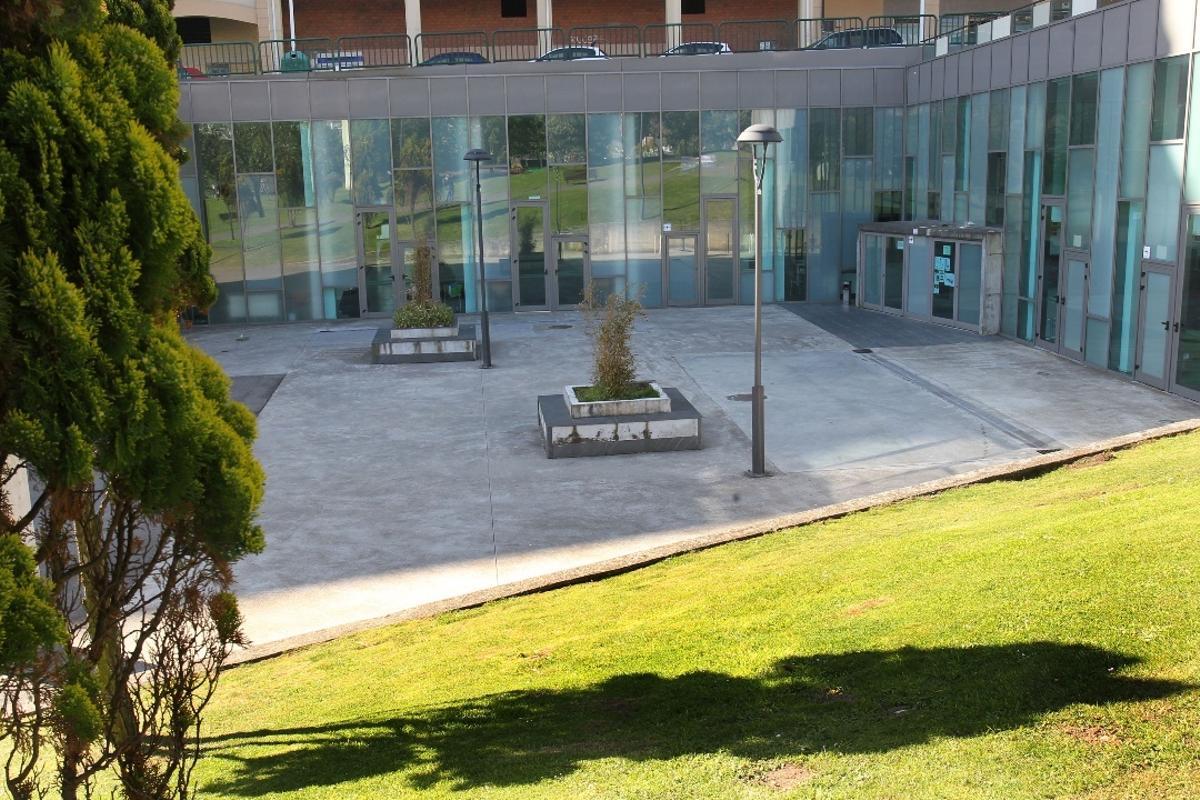 Biblioteca de Os Rosales