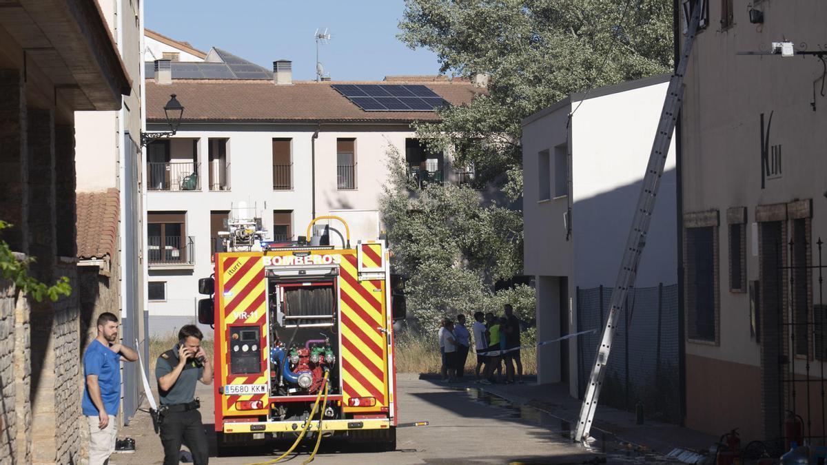 El incendio en el Asador Cedrún de Cedrillas se cobró la vida de una mujer de 32 años y su hija, de nueve.