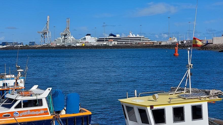 Arrecife despide octubre con las escalas de 10 cruceros turísticos, con 25.000 pasajeros
