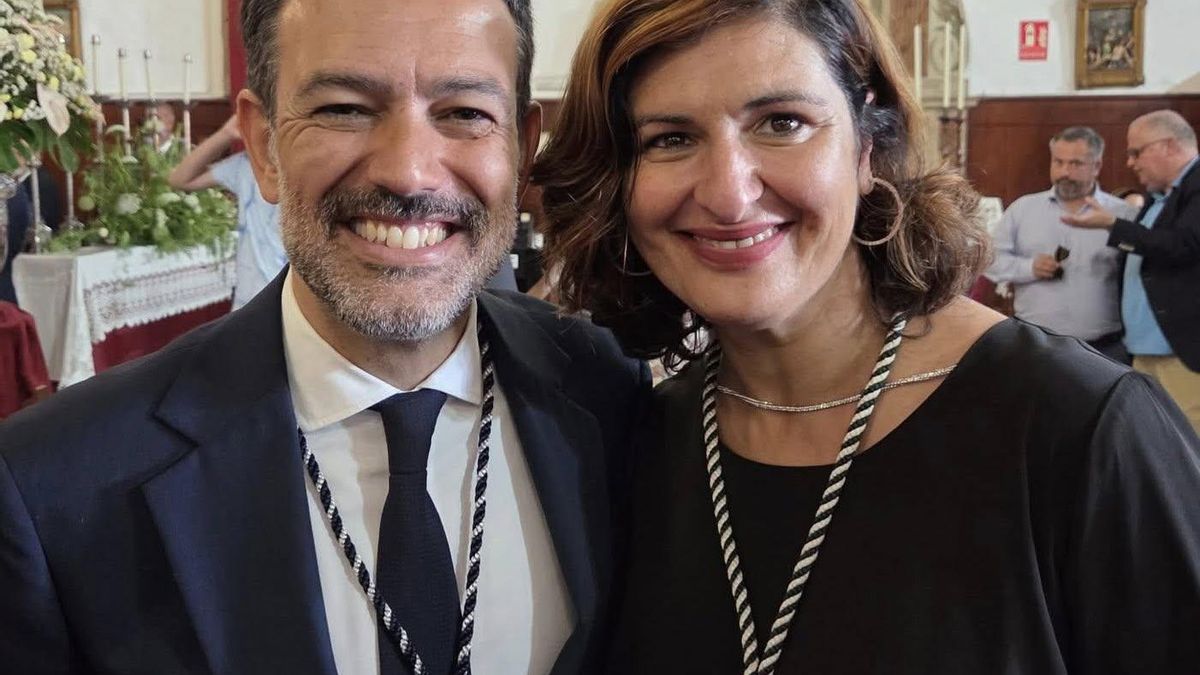 La coordinadora insular y candidata de la moción de censura a la Alcaldía, Carmen Luisa Castro, junto al líder insular del PP.
