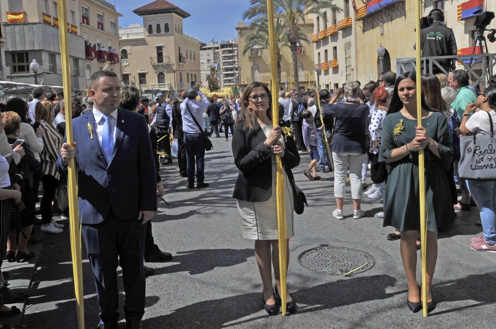 El calor es el gran protagonista en la procesión del Domingo de Ramos en Elche