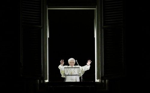 Benedicto XVI renuncia al Pontificado tras 8 años