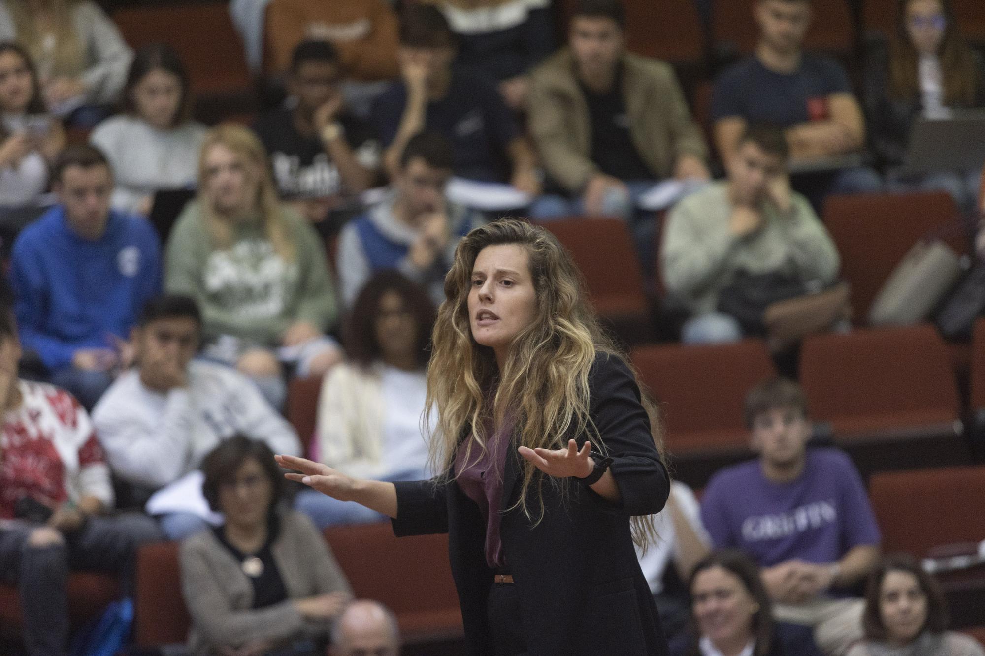 Clausura de "La Asturias que funciona", junto a Soraya del Portillo, creadora de la app "Chiara"