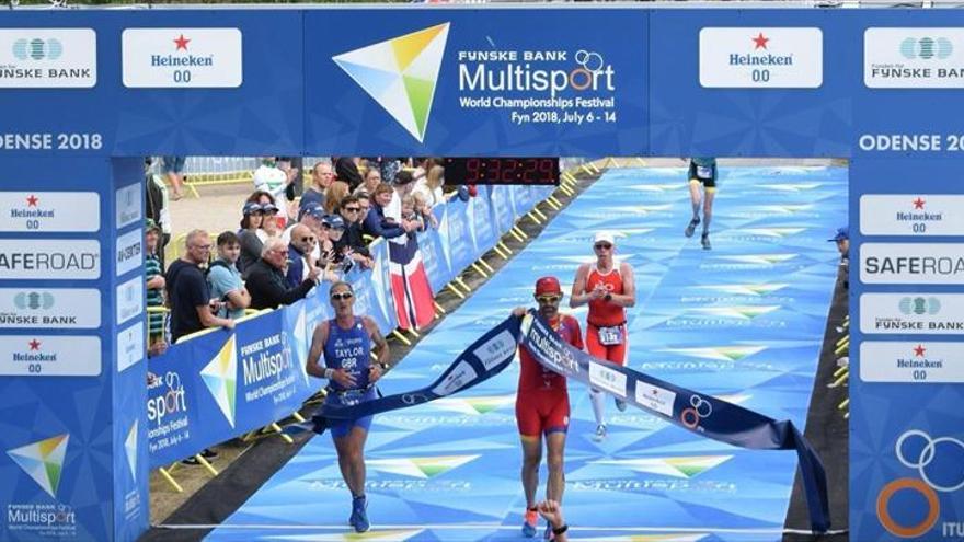 Quini Carrasco vuelve a ser campeón mundial de su categoría en duatlón