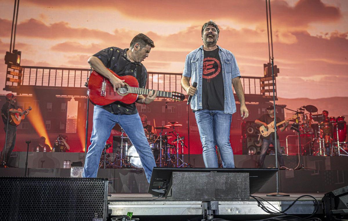 Concierto de Estopa en el Estadi Olímpic