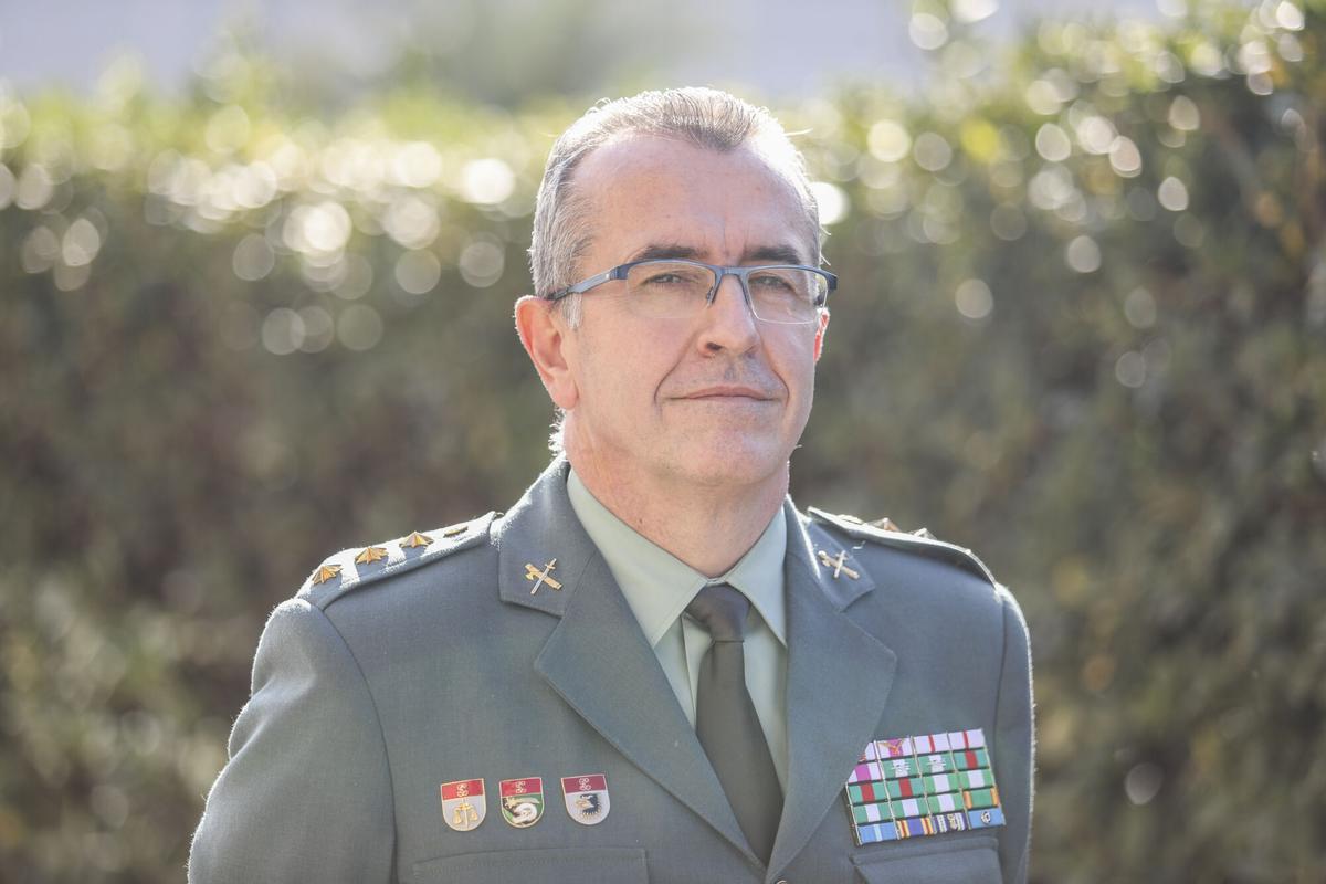 Valencia.Jose Antonio Fernandez de Luz y las Heras. Coronel de la Guardia Civil- coronel jefe de la comandancia de Valencia visita el diaro. VISITA A LAS INSTALACIONES DEL PERIÓDICO LEVANTE-EMV DEL JEFE DE LA COMANDANCIA DE LA GURADIA CIVIL DE VALÈNCIA . JOSÉ ANTONIO FERNÁNDEZ DE LUZ