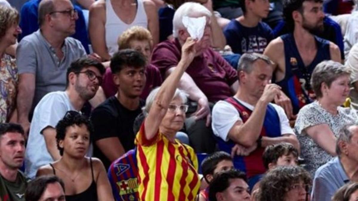 Bronca, pitos y pañolada para el Barça tras la contundente derrota ante el Valencia Basket