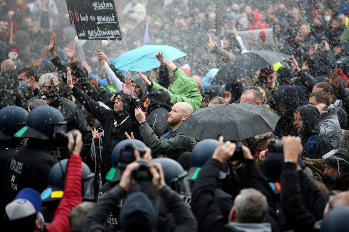 La pandèmia reforça les estructures de l’extrema dreta violenta alemanya