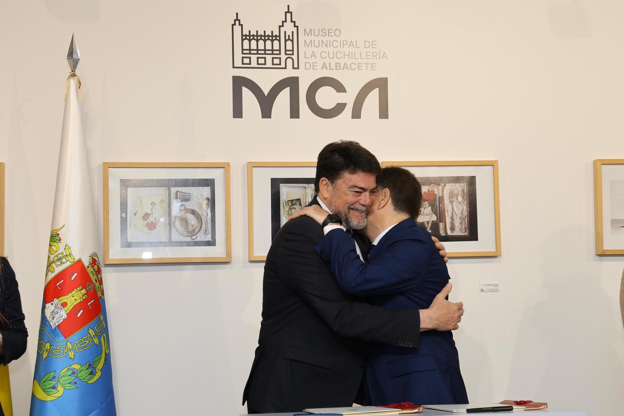 Alicante y Albacete estrechan lazos fogueriles