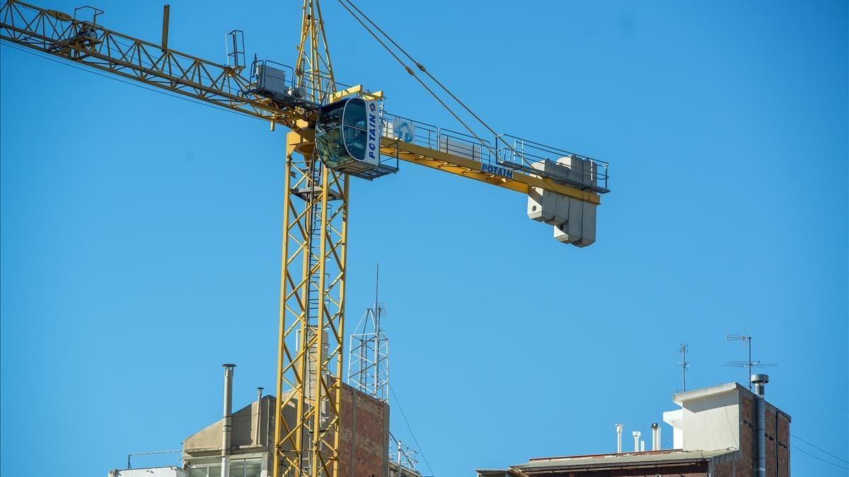 zentauroepp40851735 grua180926130027 zentauroepp40851735 grua180926130027