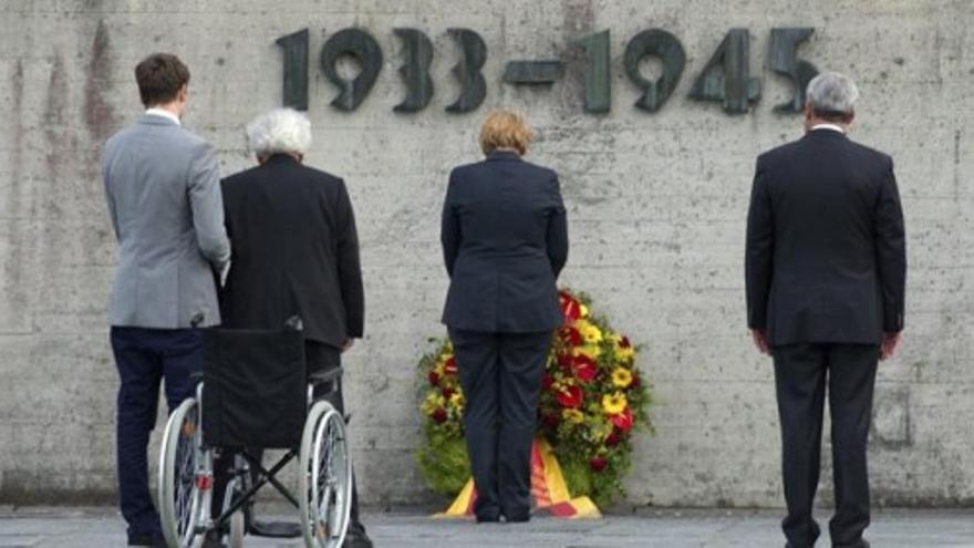 Merkel visita el campo de concentración de Dachau