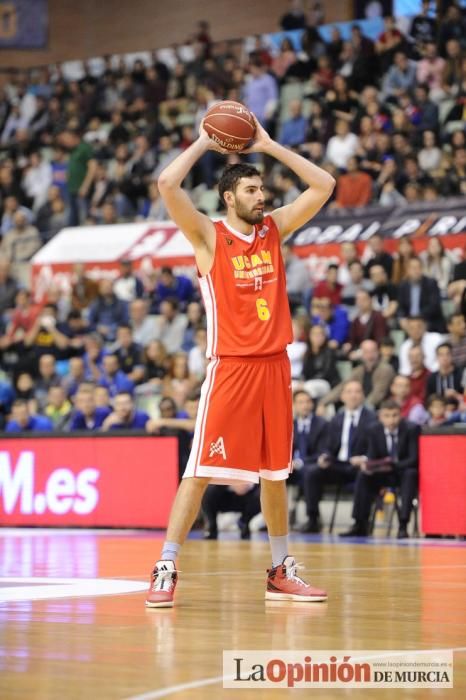 Partido entre el UCAM CB Mucia y el Iberostar