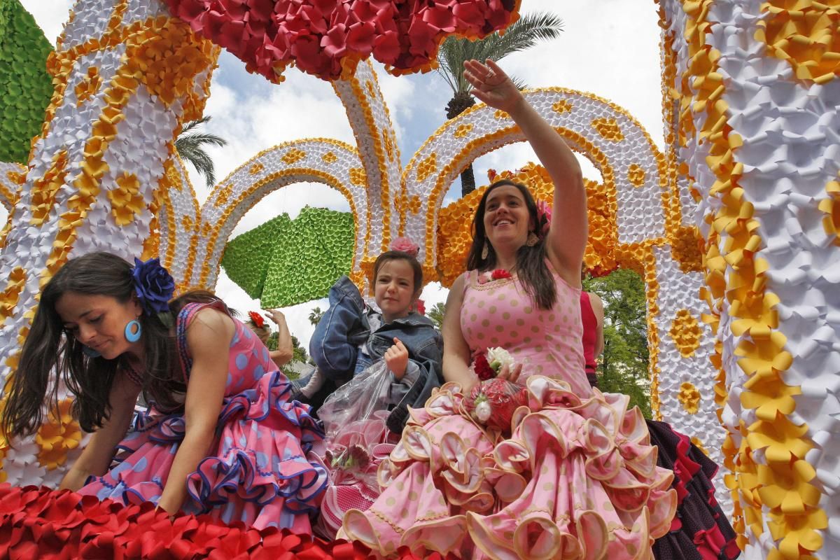 La Batalla de las Flores abre el mayo festivo