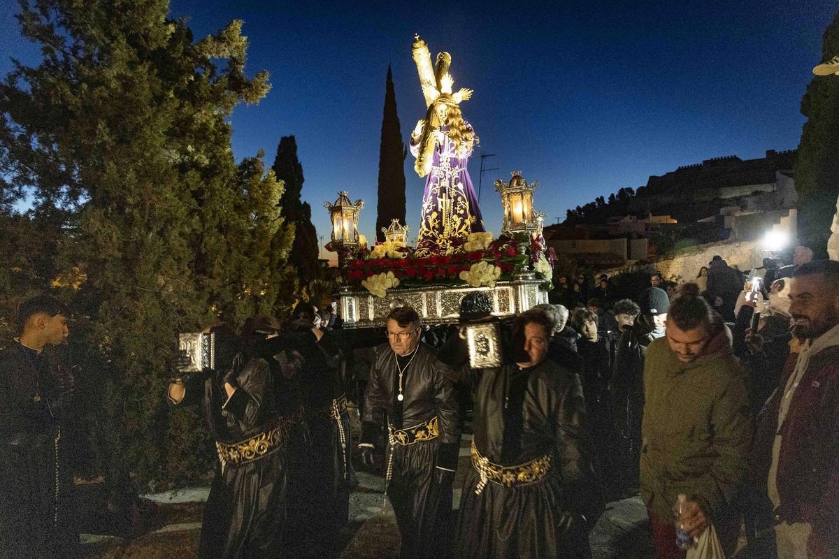 Los momentos más destacados del Viacrucis de la Semana Santa de Sagunt