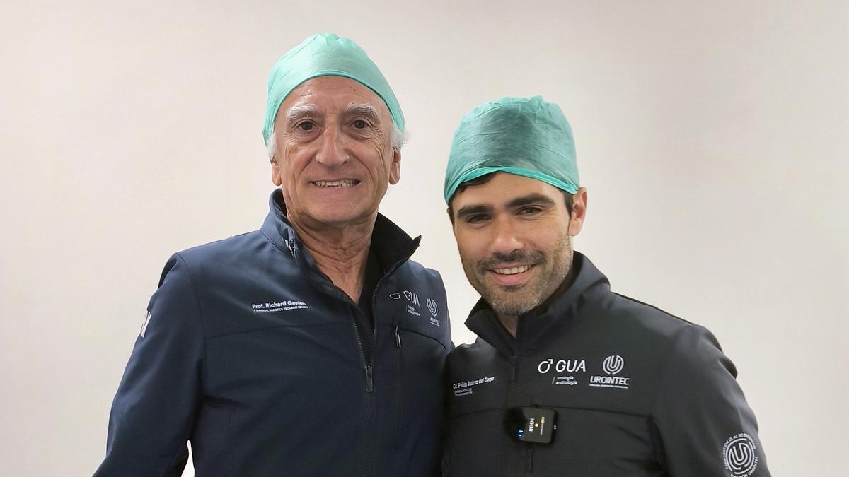 Los doctores Gaston y Pablo Juárez del Dago.