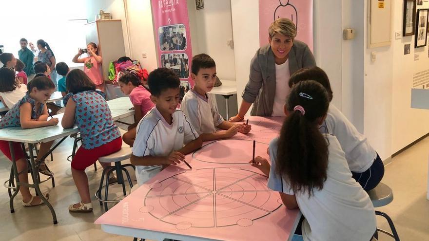 La Comunidad enseña a los escolares qué es y cómo se distribuye un presupuesto