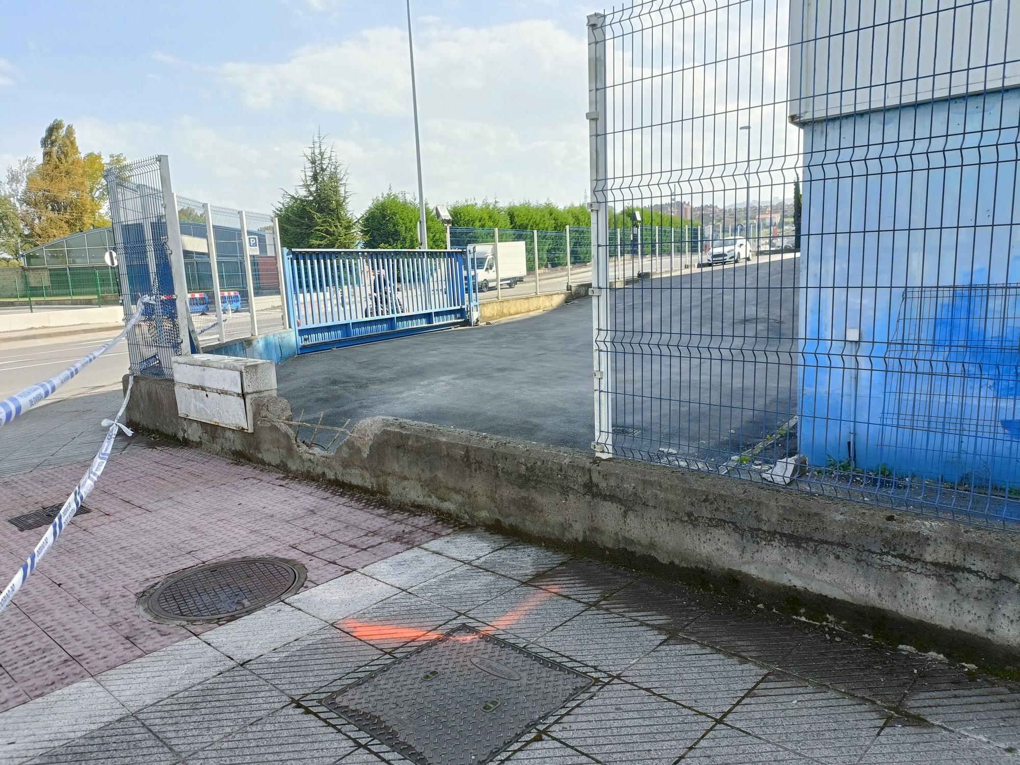 En imágenes: así quedó la zona en la que tuvo lugar el atropello en una carrera ilegal en Oviedo
