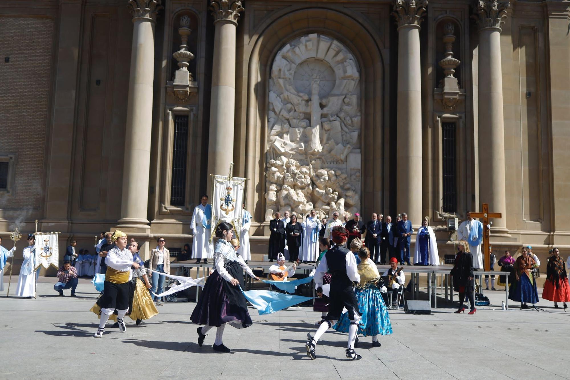 En imágenes | Procesión del Domingo de Resurrección en Zaragoza