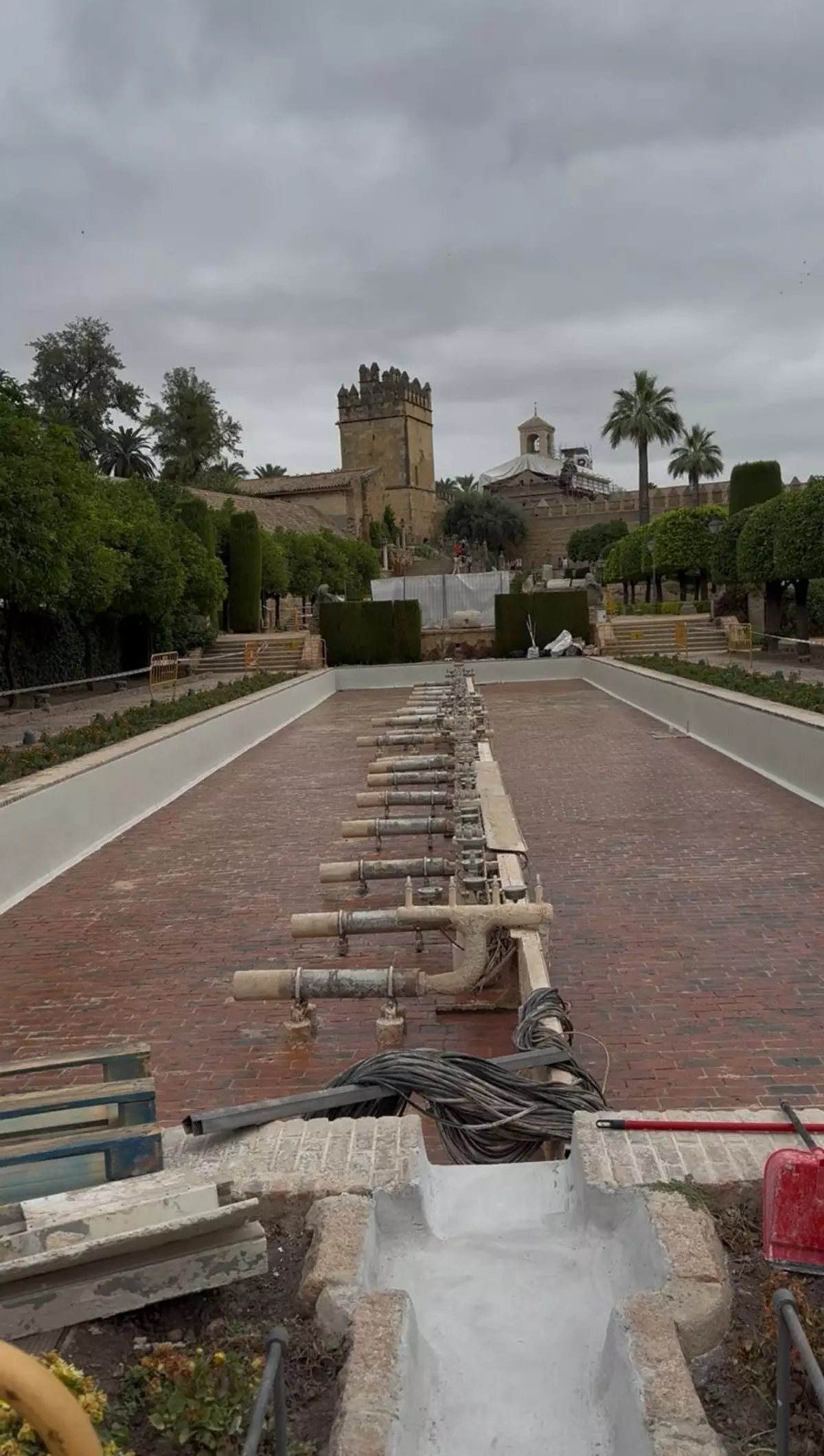 El PSOE cuestiona que el Alcázar esté abierto pese a las obras y exige al PP que diga cuándo terminarán la actuación