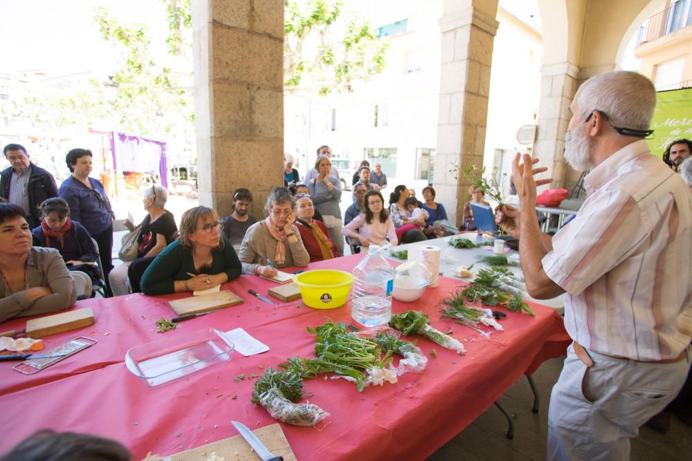 Mercat de les herbes de la ratafia de Santa Coloma de Farners