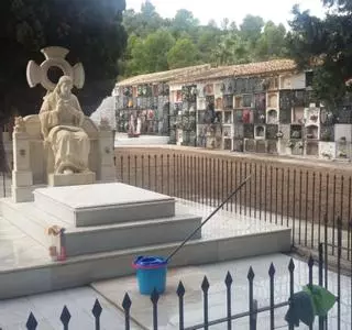 Las parroquias de la Safor alivian su carga con los cementerios