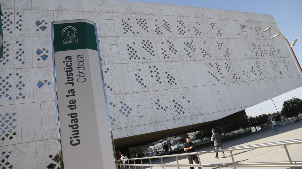 El Registro Civil de Córdoba se encuentra en la Ciudad de la Justicia.
